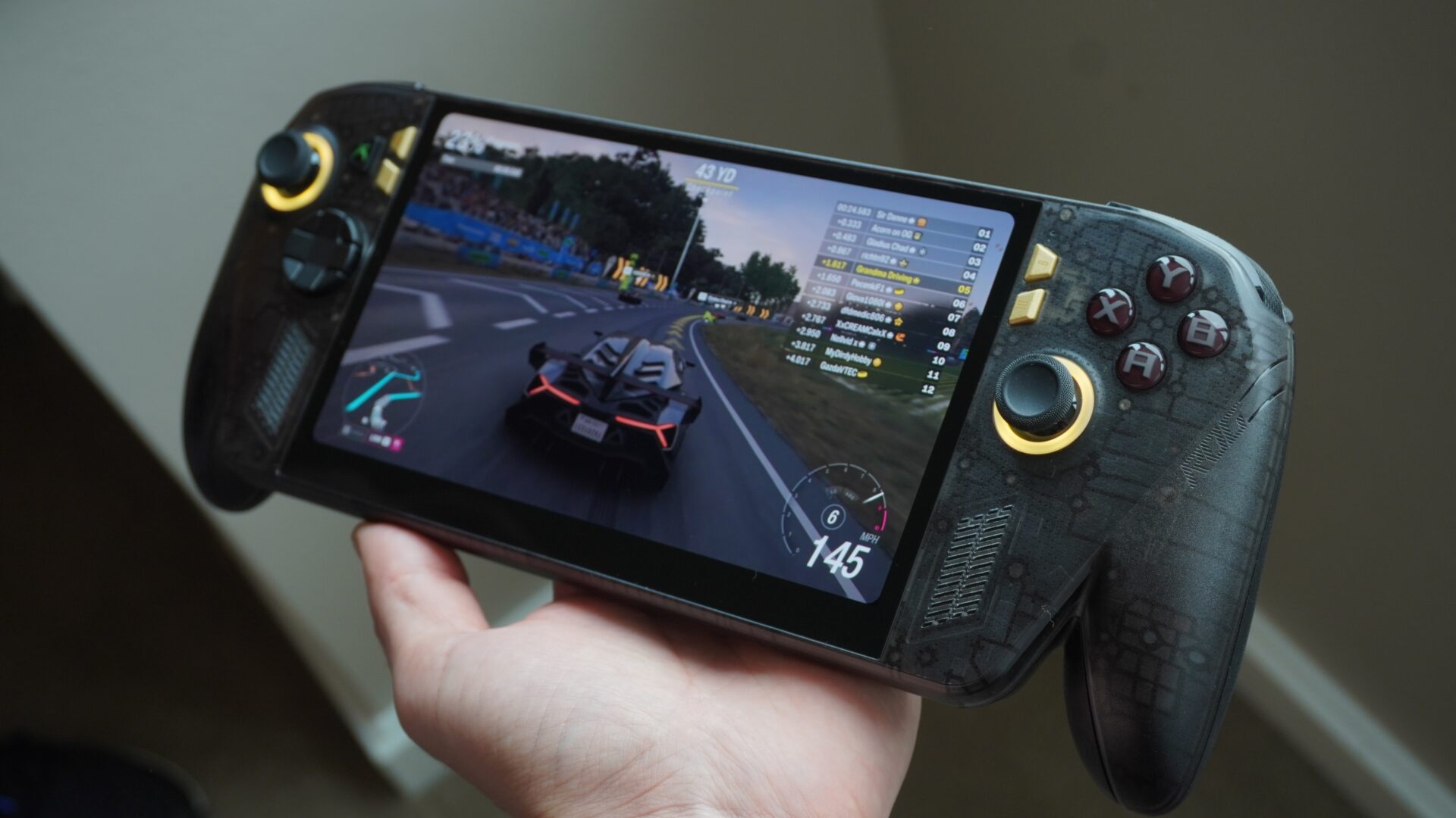 Új OLED kijelzővel érkezik az ROG Xbox Ally X20